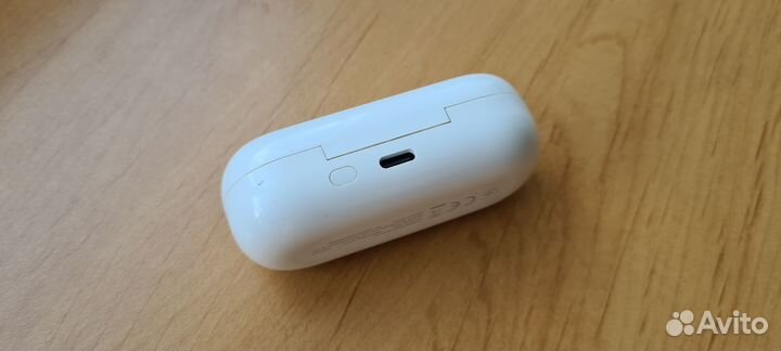 Кейс для наушников Huawei нерабочий