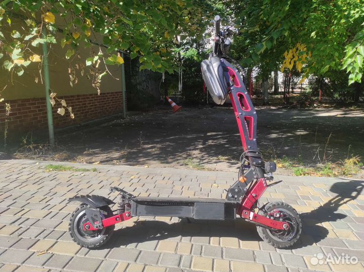 Электросамокат Ultron T128 PRO