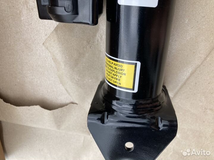 Амортизатор задний Mercedes w166 с ADS