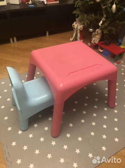 Стол и стул для малышей