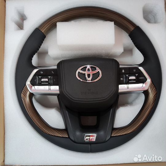 Руль toyota Land Cruiser 200 2007-2021