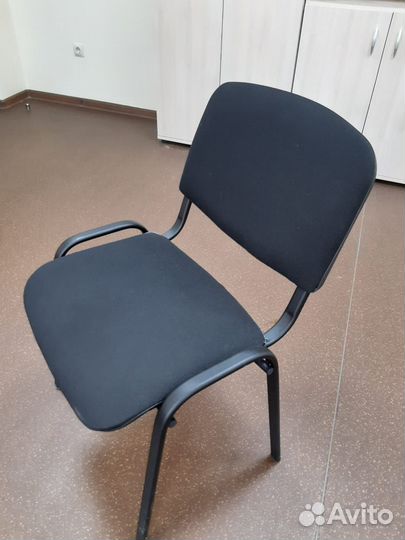 Продам офисную мебель и оргтехнику