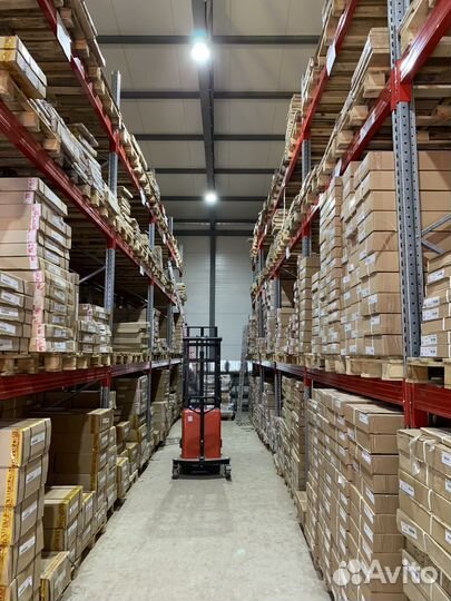 Стол компьютерный