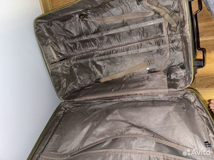 Чемодан на колесах