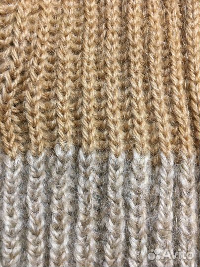 Комплект: две кофты и носки 2 пары деткам