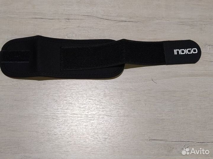 Суппорт запястья Indigo