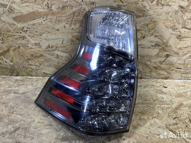 Фонарь задний левый Lexus GX II