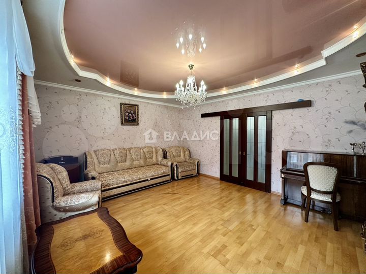 2-к. квартира, 73,8 м², 5/10 эт.