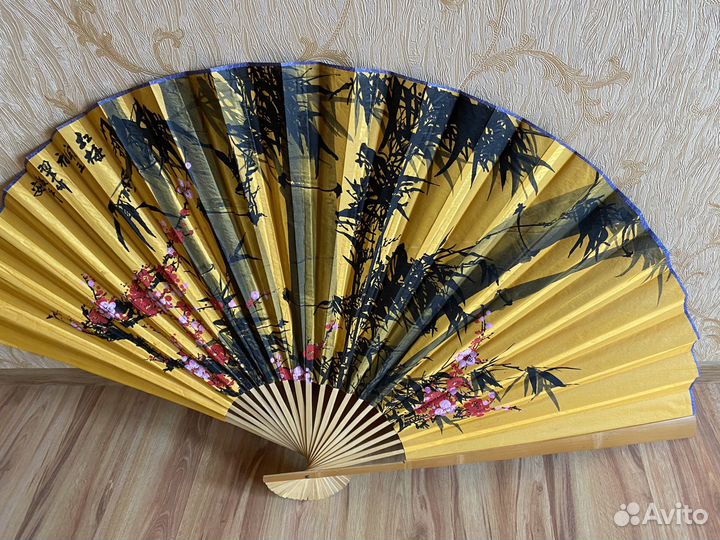 Веер большой настенный