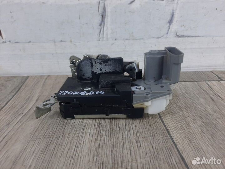 Замок двери задней правой Albea