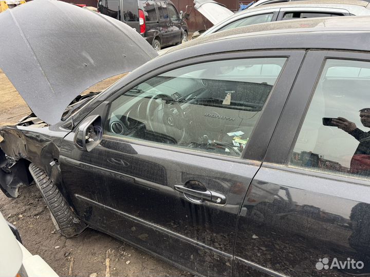 Дверь передняя левая Mazda 3 bk седан