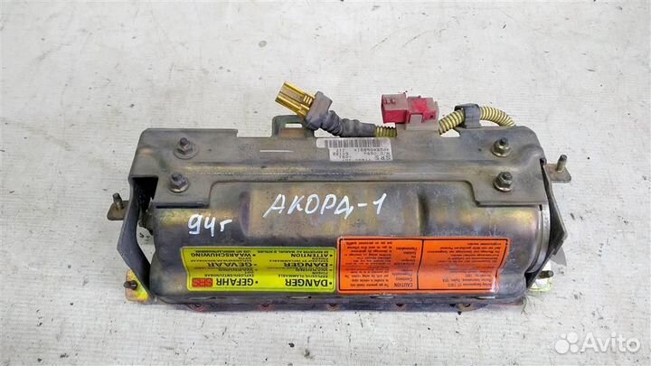 Аэрбег пассажирский (в торпедо) Honda Accord V 93
