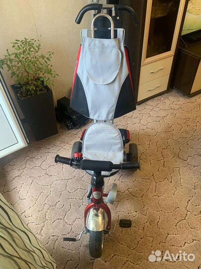 Детский трех колёсный велосипед