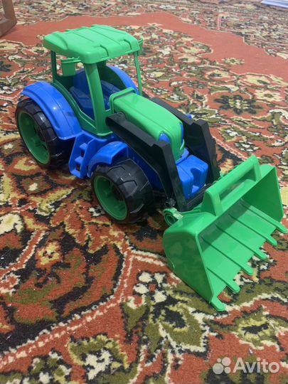 Детский трактор