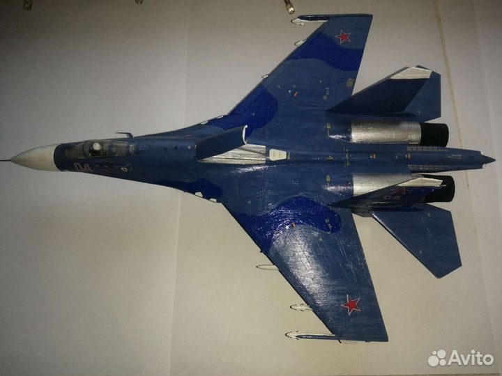 Модель самолета су27