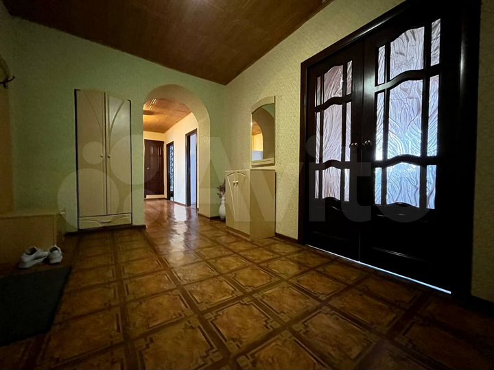 4-к. квартира, 124,7 м², 9/10 эт.