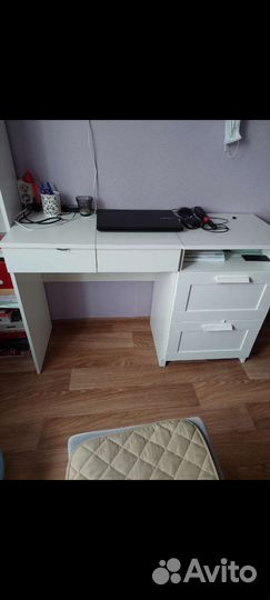 Туалетный столик с зеркалом IKEA