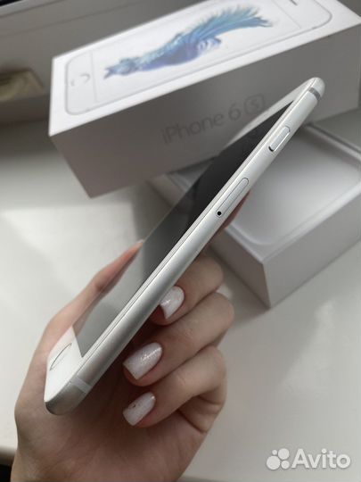 iPhone 6s забронирован пока