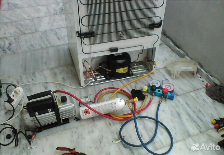 Ремонт холодильников