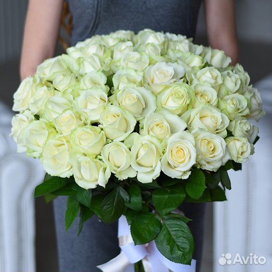 51 белая роза букет с доставкой