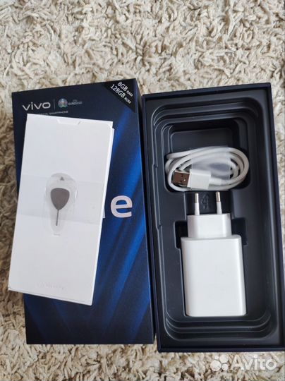 vivo V21e, 8/128 ГБ