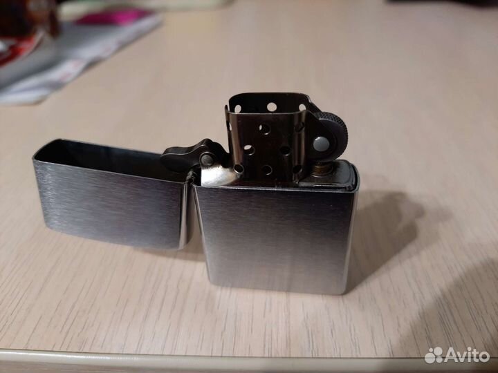 Зажигалка zippo оригинал