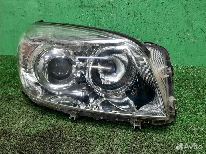 Фара правая Toyota RAV4 A30 2007