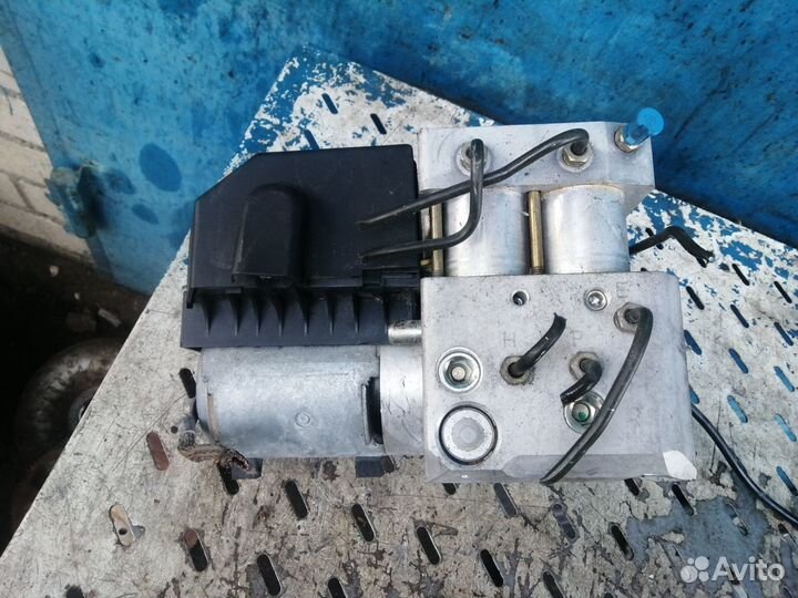 Блок ABS Mercedes W140