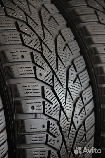 Gislaved NordFrost 100 215/55 R16 97T