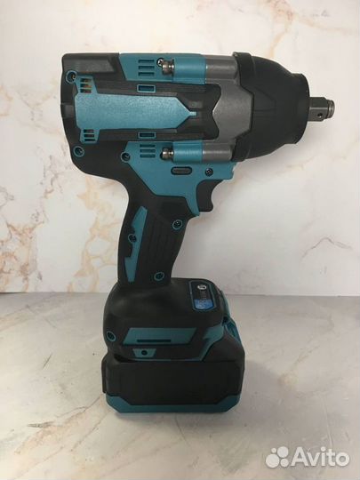 Новый Гайковерт Makita мощный