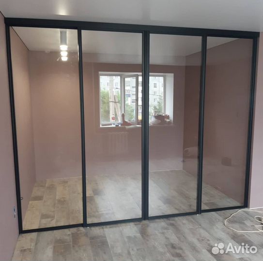 Перегородка для зонирования раздвижная