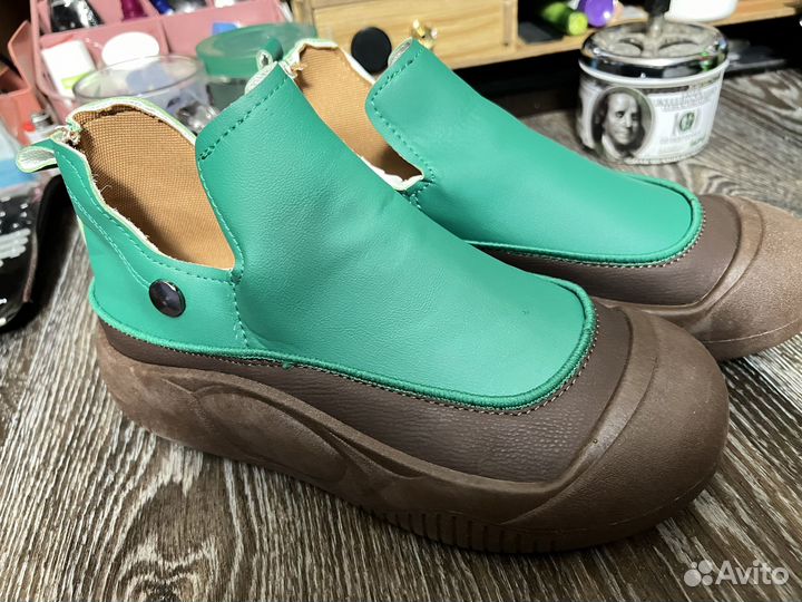 Ботинки зеленые новые экокожа 38разм
