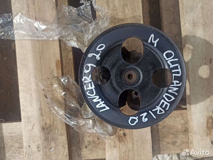 Насос гура Mitsubishi Outlander CU2W 4G63