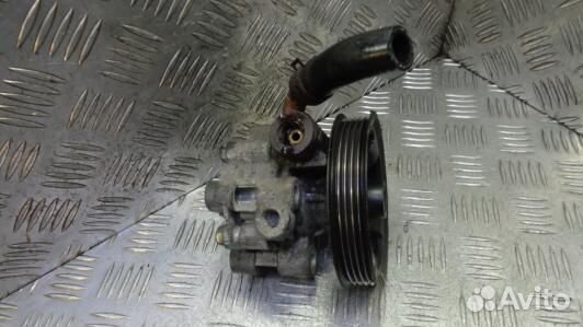 Насос гу дизельный toyota avensis T25 (8LV05BT01)