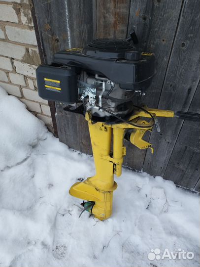 Лодочный мотор, 5,5 л. с. 12 т. р