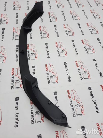 Губа на BMW 1Series F20 M-Performance Черный мат