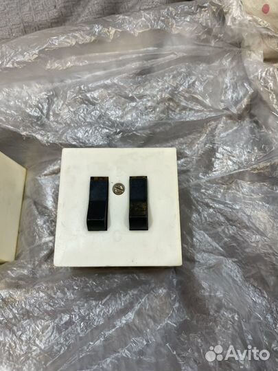 Двухклавишный выключатель СССР