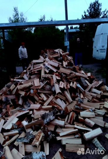 Дрова в укладку
