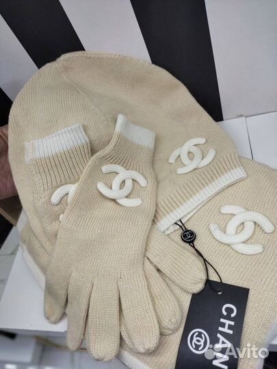 Комплект Chanel шапка и шарф варежки