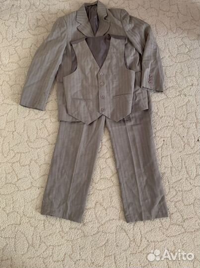 Костюм