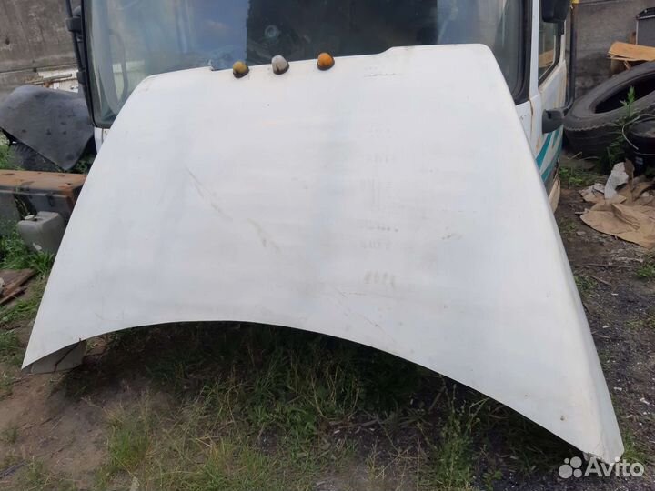 Спойлер на Мерседесе актрос мп1