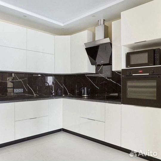 Кухонный гарнитур угловой на заказ