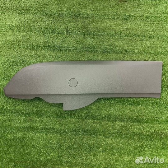 Накладка на торпедо (консоль) правая Ford Focus 2