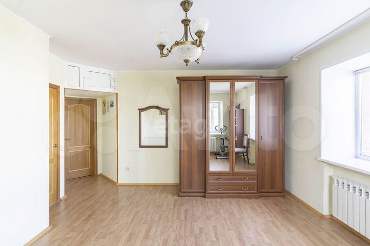 2-к. квартира, 75 м², 3/12 эт.