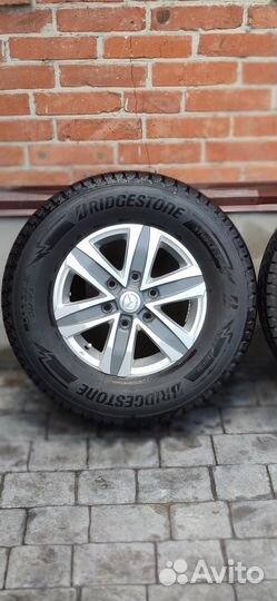 Bridgestone Blizzak DM-V3 245/70 R16