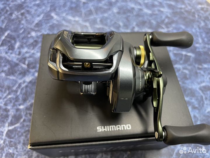 Shimano 22 Curado DC 201 HG Left / XG Left