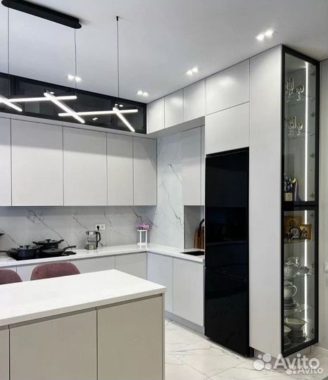 Кухня на заказ со всеми удобствами