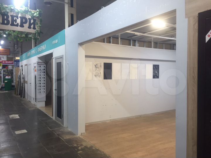 Торговая площадь, 17.15 м² на строительном рынке