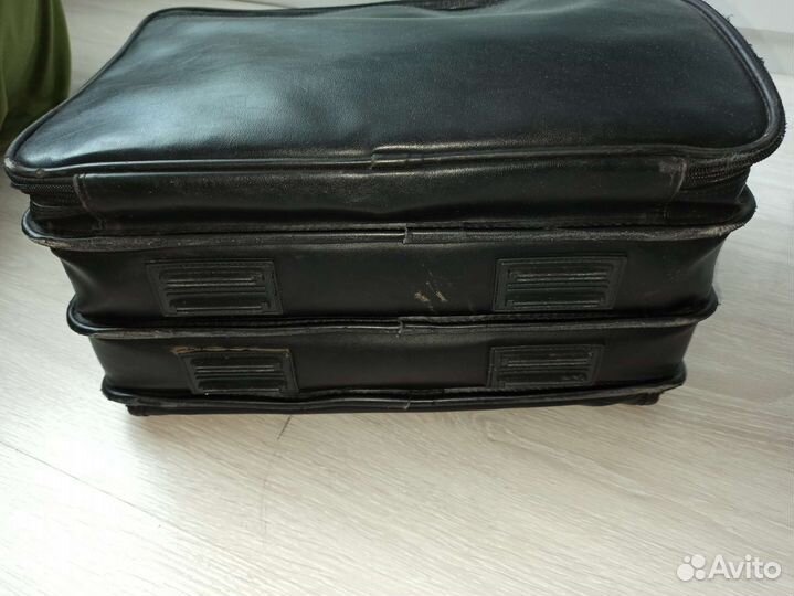 Сумка для 2-3 ноутбуков. Compaq