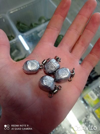 Груз Квадрат с вертлюгом